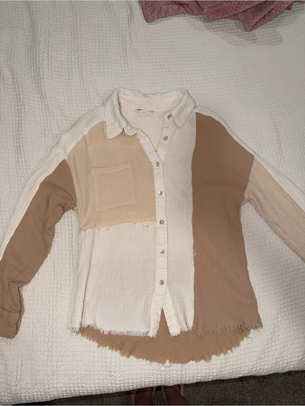 Women’s Colorblock Button-Front Shirt